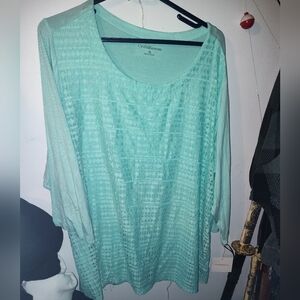 Crossed and barreled lace front scoop neck tee